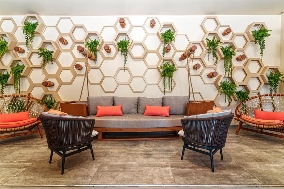 Virgin Hotels Las Vegas By Suiteness Bagian luar foto